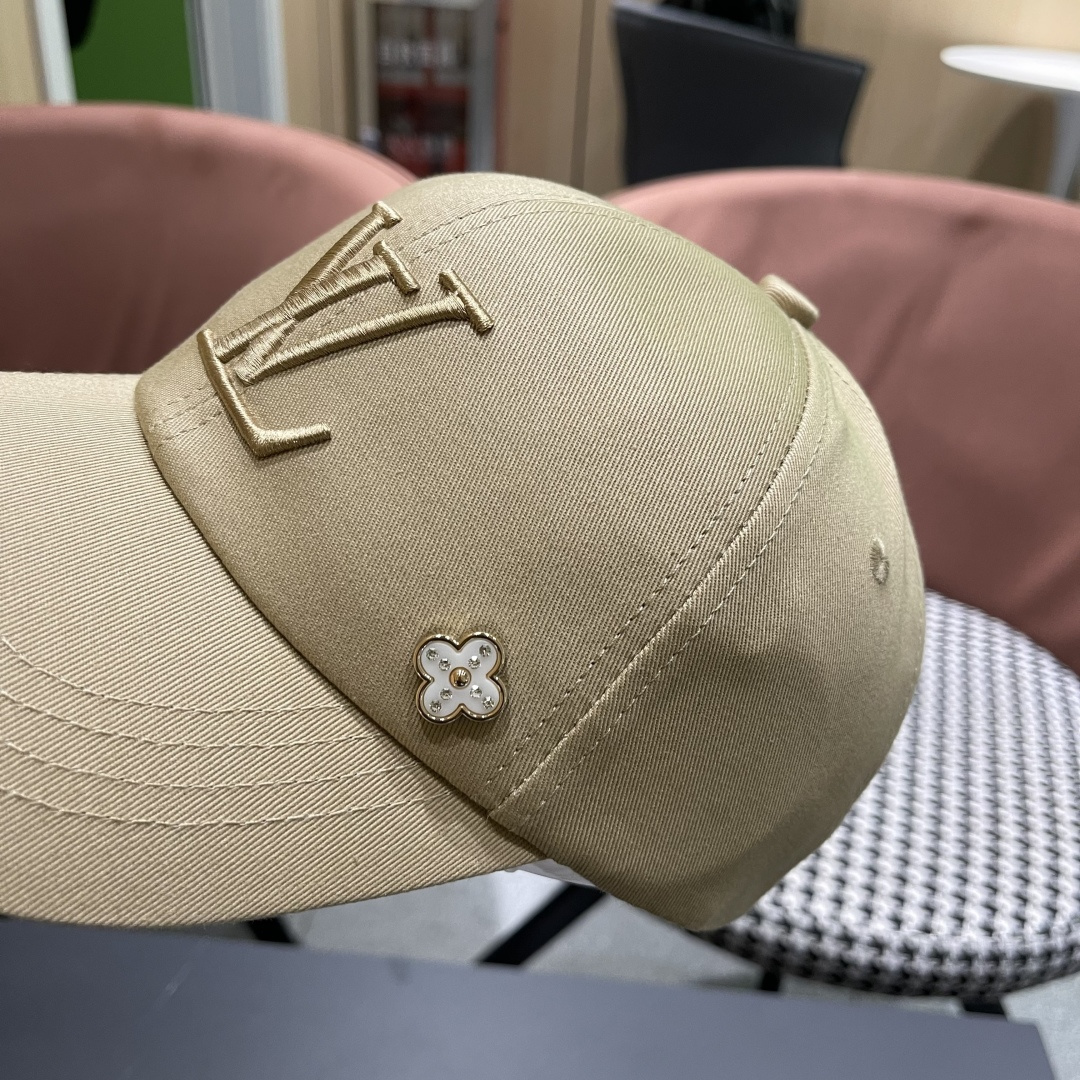  LV路易威登🧢 高版出货棒球帽，非常经典的经典，流行的复古美，四季可用，出门必备，非常显脸小