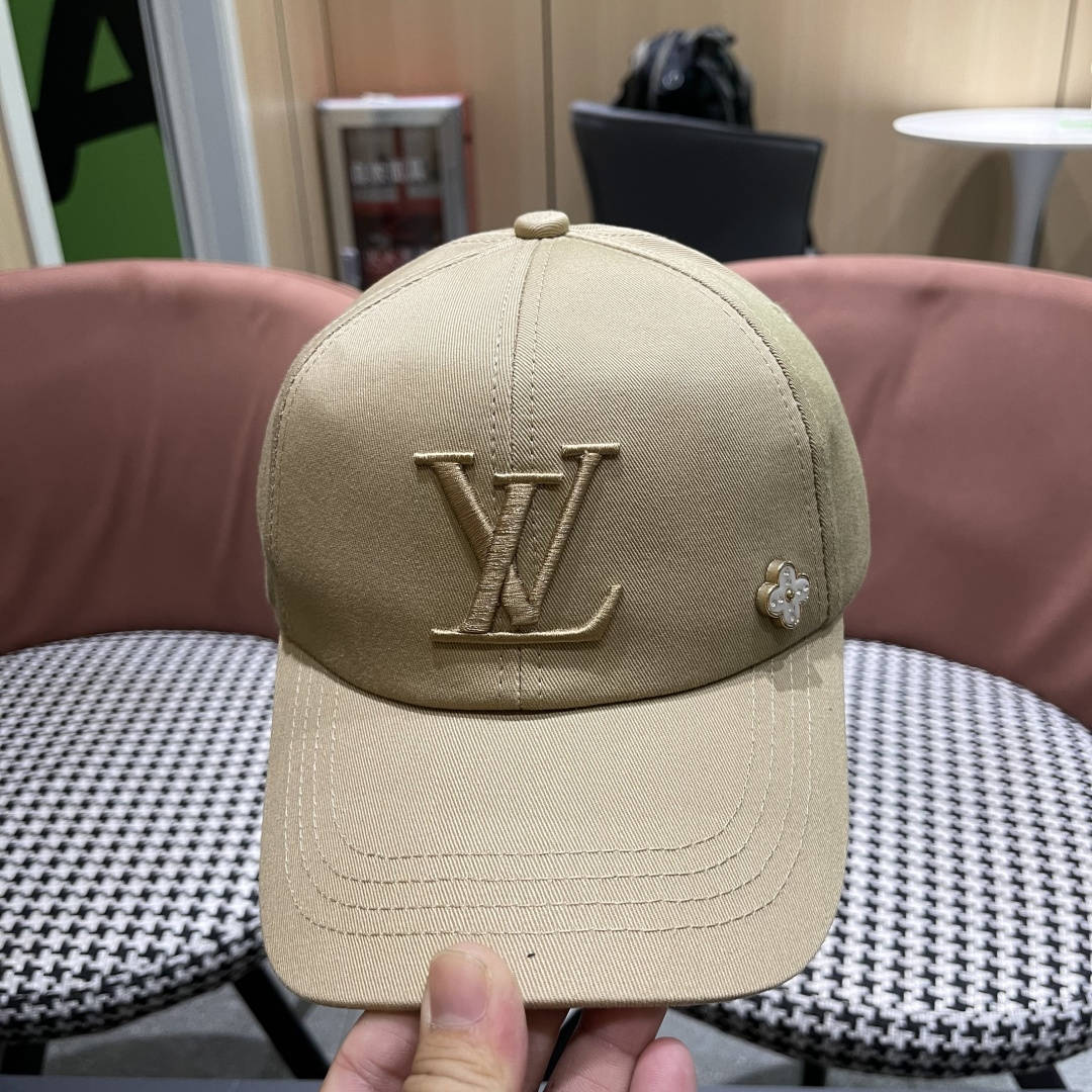  LV路易威登🧢 高版出货棒球帽，非常经典的经典，流行的复古美，四季可用，出门必备，非常显脸小
