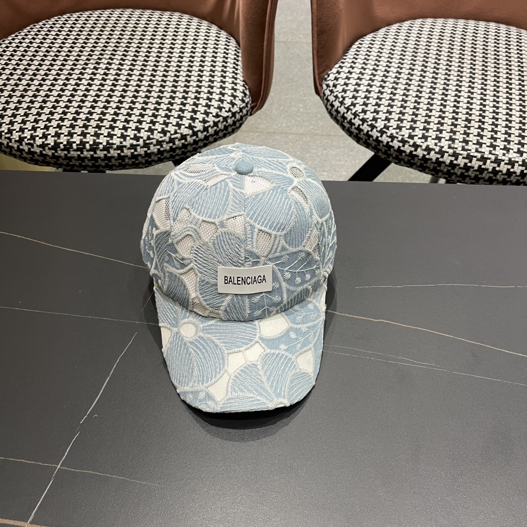  Balenciaga 巴黎世家2025新款镂空透气棒球帽简约时尚超级无敌帽子！