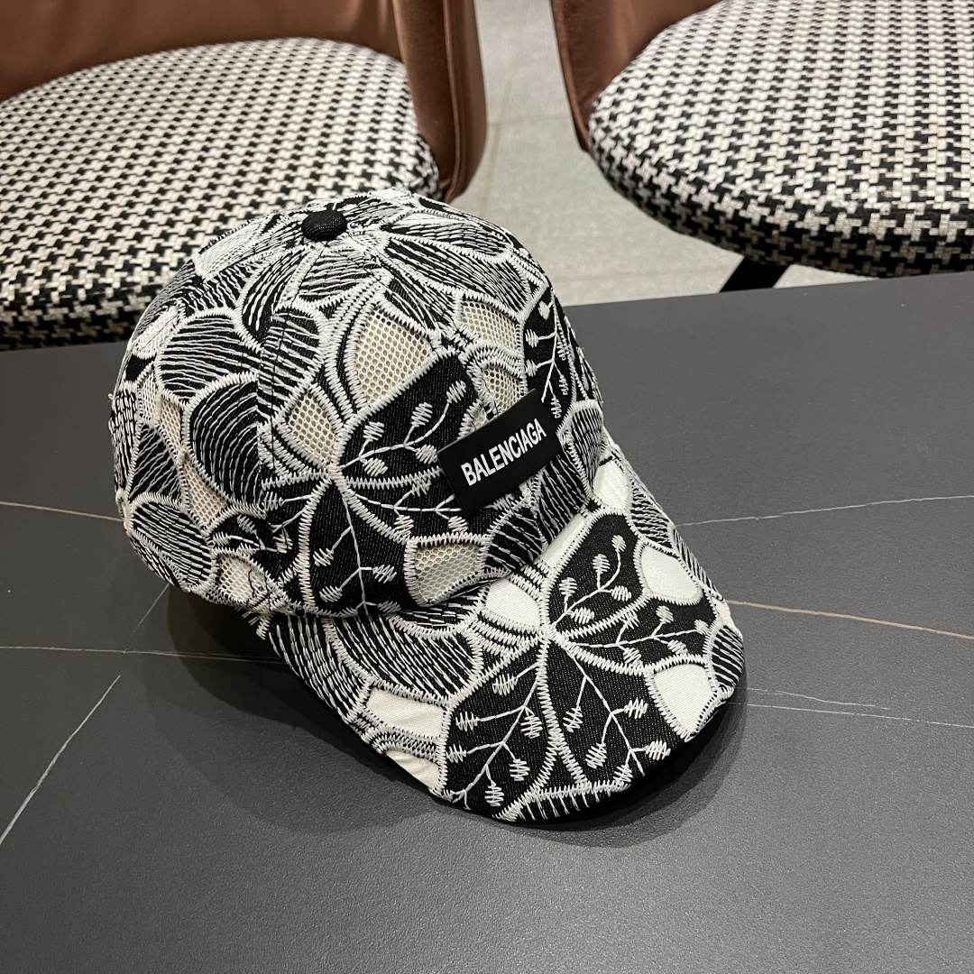  Balenciaga 巴黎世家2025新款镂空透气棒球帽简约时尚超级无敌帽子！