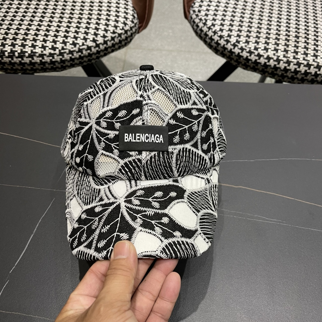  Balenciaga 巴黎世家2025新款镂空透气棒球帽简约时尚超级无敌帽子！