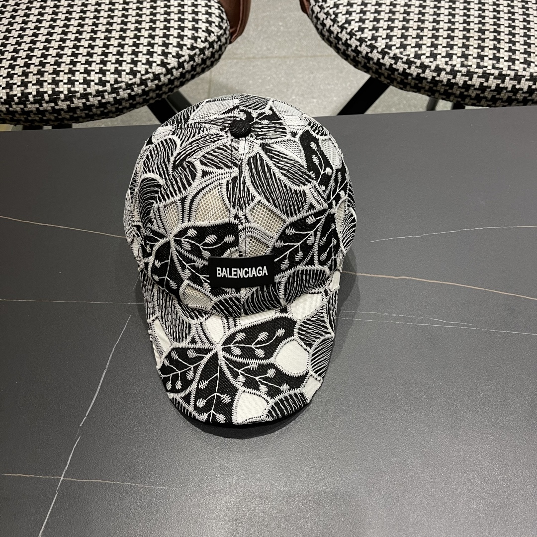  Balenciaga 巴黎世家2025新款镂空透气棒球帽简约时尚超级无敌帽子！