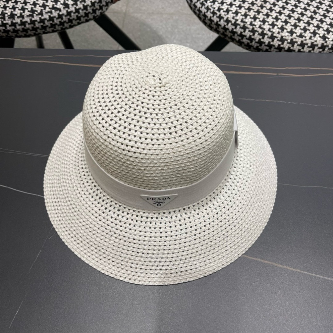 【PRADA普拉达】2025新款草帽，出街必备超好搭配，赶紧入手！