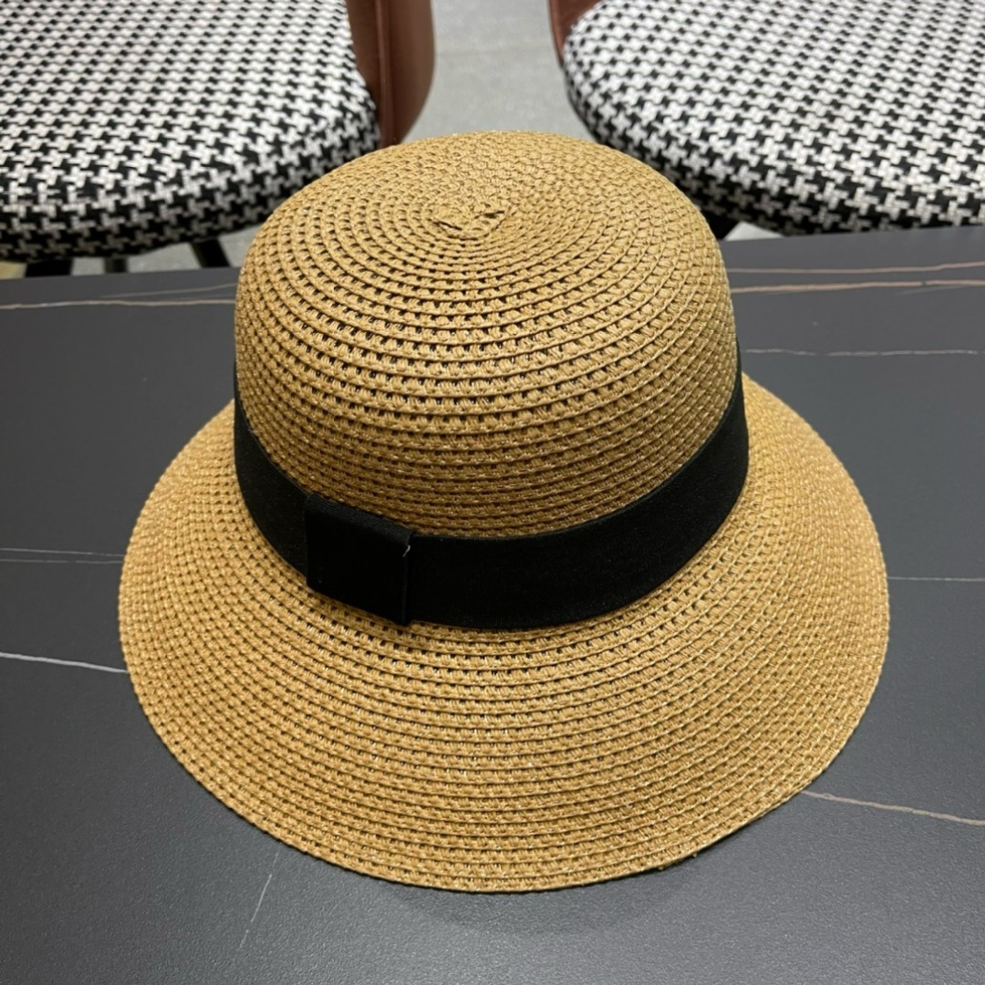  【PRADA普拉达】2025新款草帽，出街必备超好搭配，赶紧入手！
