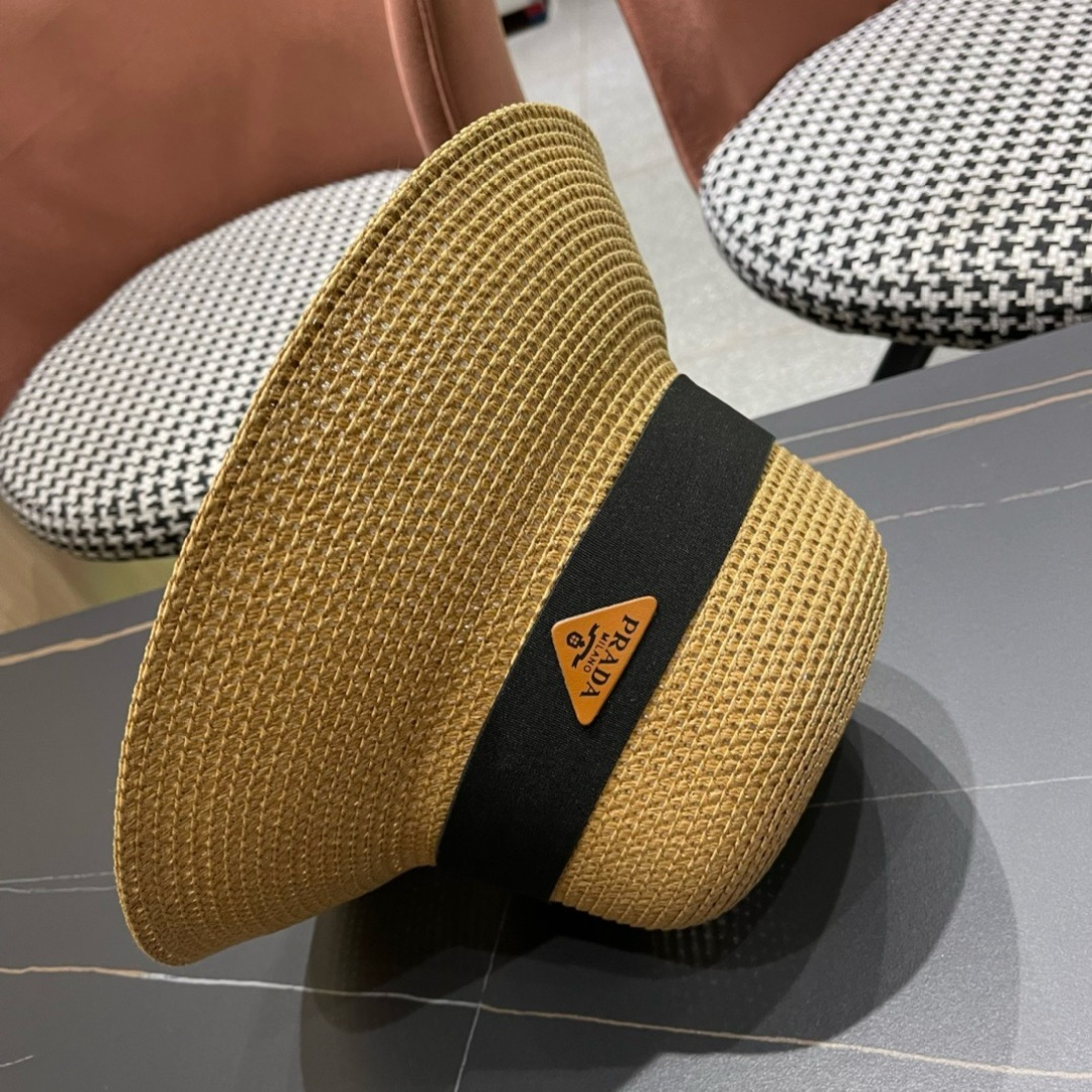  【PRADA普拉达】2025新款草帽，出街必备超好搭配，赶紧入手！