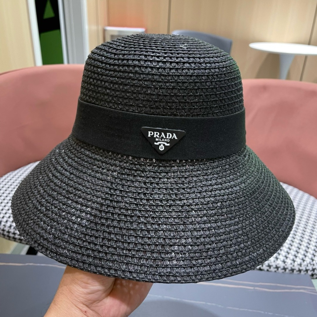  【PRADA普拉达】2025新款草帽，出街必备超好搭配，赶紧入手！