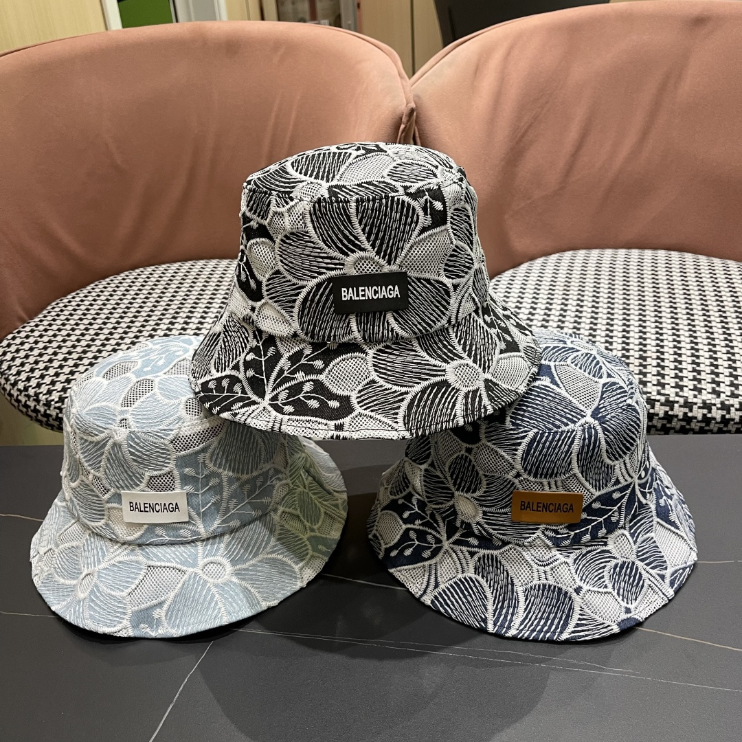  巴黎世家2025春夏镂空遮阳牛仔盆帽英伦风可爱水
桶帽绣花甜美逛街防晒帽子出游