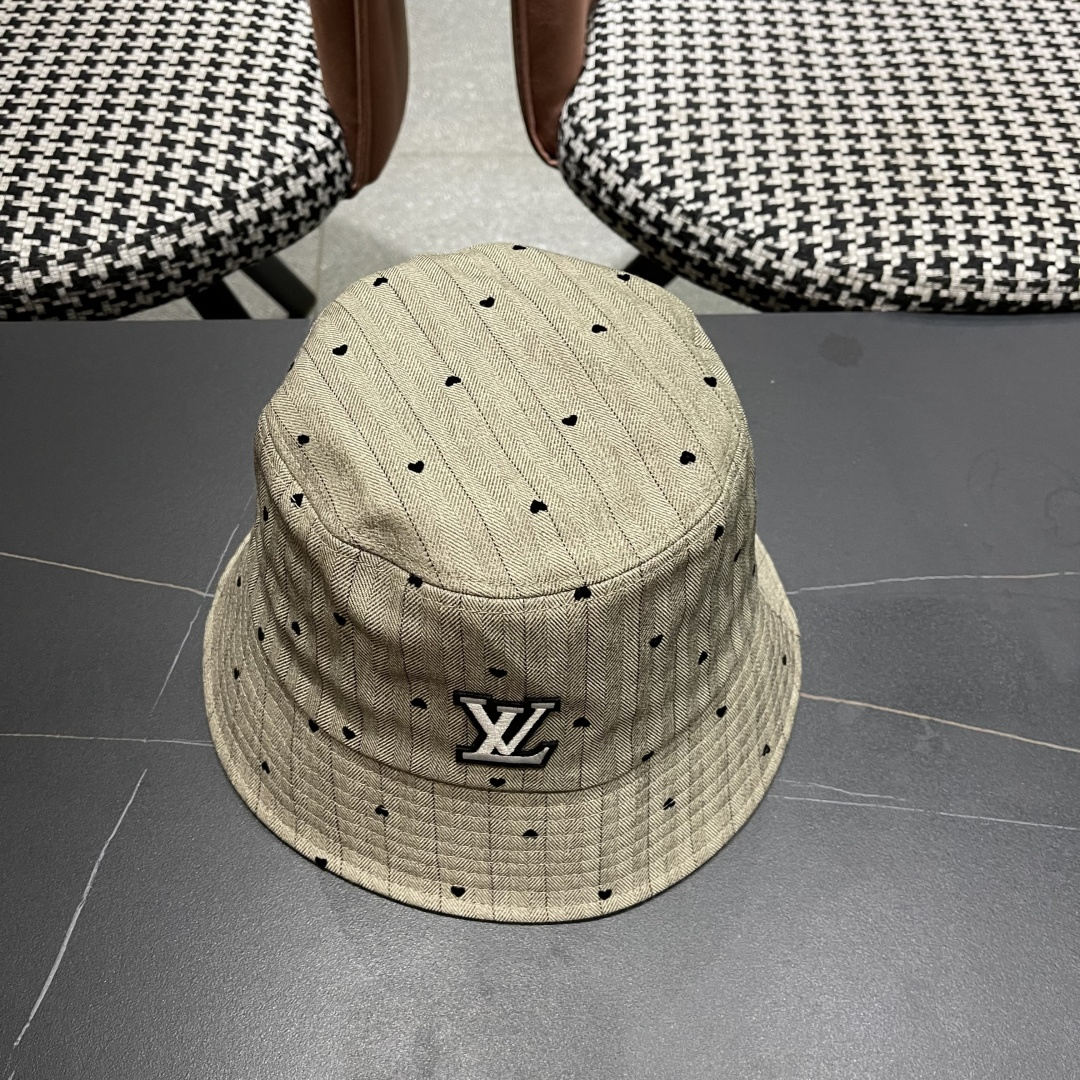  Lv路易威登 日系爱心条纹渔夫帽女新款春夏显脸小防晒盆帽
百搭透气遮阳水桶帽