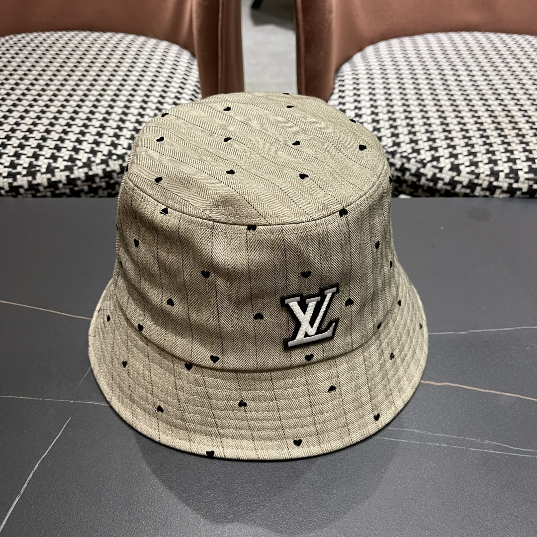  Lv路易威登 日系爱心条纹渔夫帽女新款春夏显脸小防晒盆帽
百搭透气遮阳水桶帽