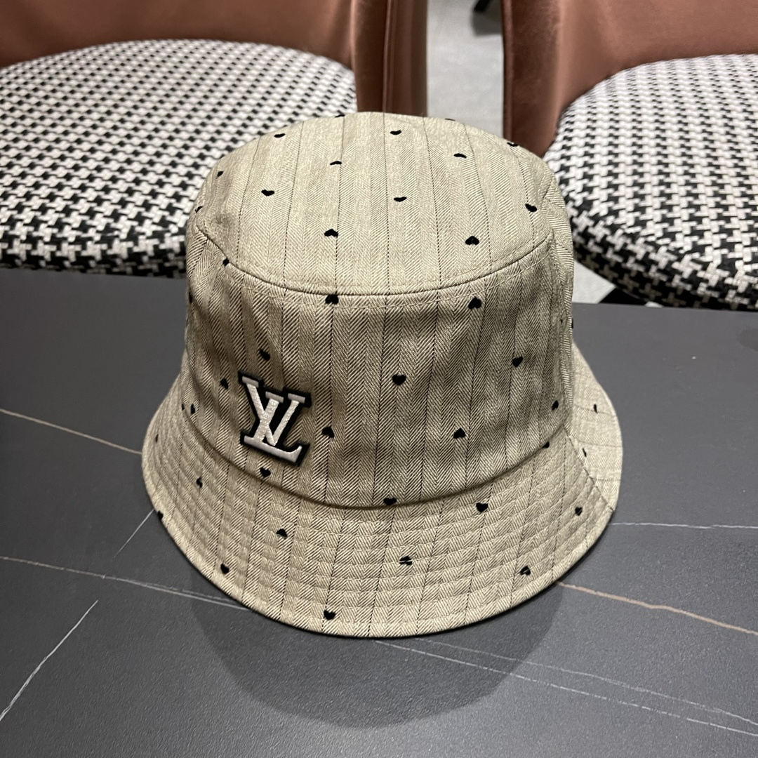  Lv路易威登 日系爱心条纹渔夫帽女新款春夏显脸小防晒盆帽
百搭透气遮阳水桶帽