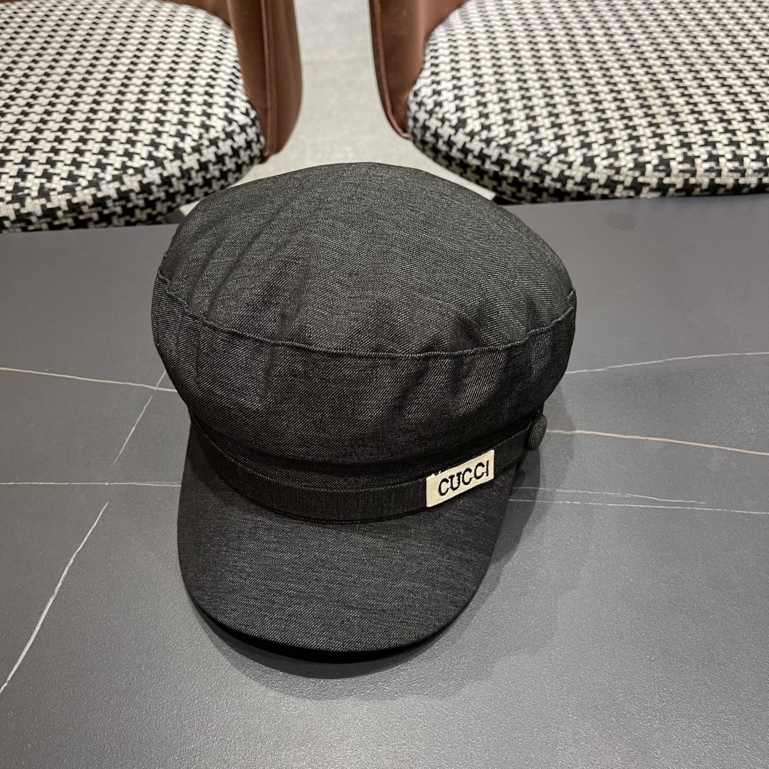  古奇 GUCCI 2025新款英伦复古海军风平顶帽子女秋冬季显
脸小画家帽百搭报童帽