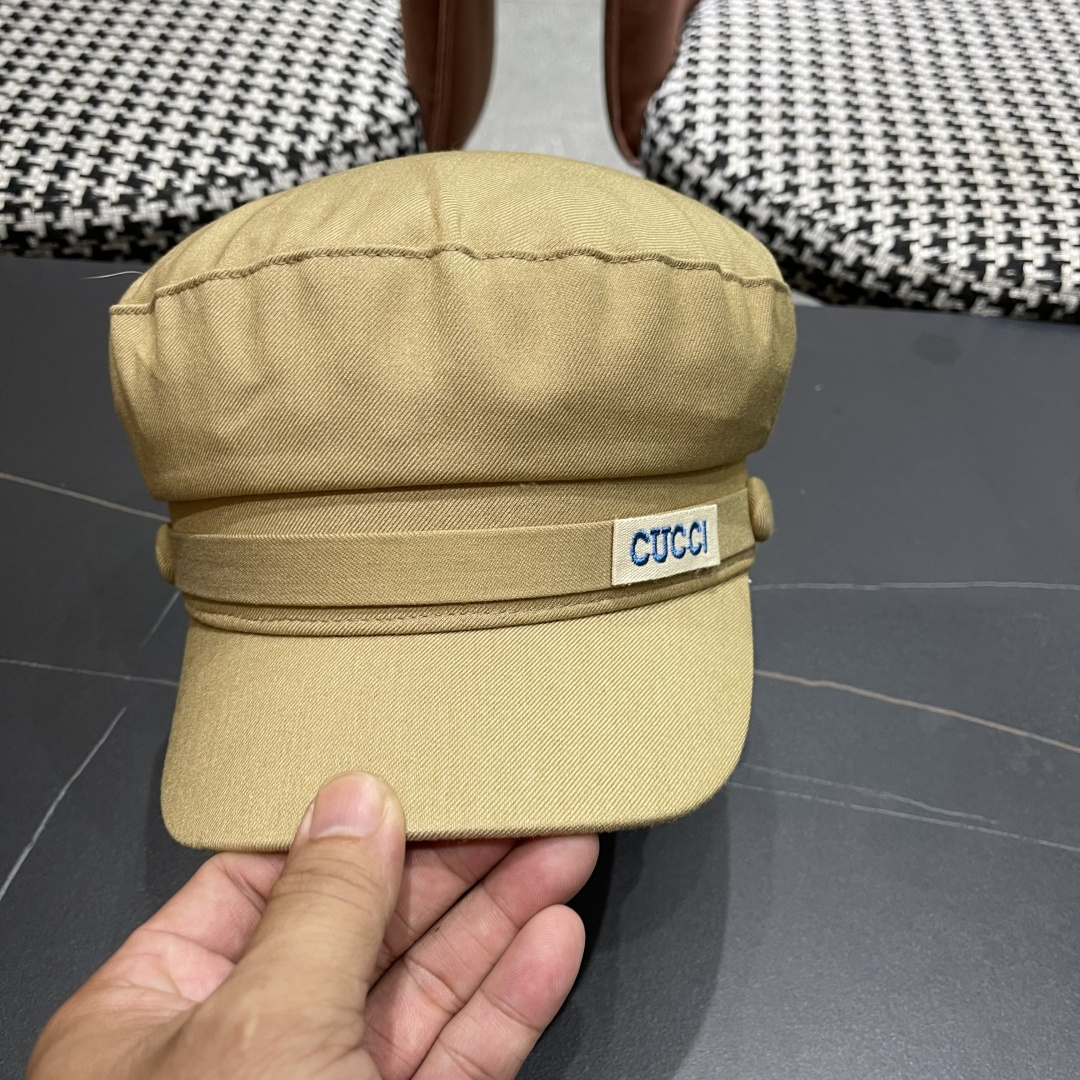  古奇 GUCCI 2025新款英伦复古海军风平顶帽子女秋冬季显
脸小画家帽百搭报童帽