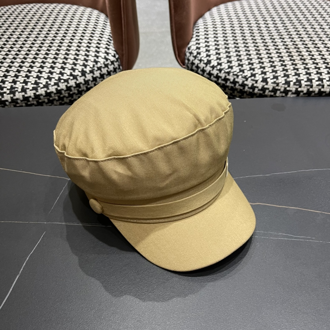  古奇 GUCCI 2025新款英伦复古海军风平顶帽子女秋冬季显
脸小画家帽百搭报童帽