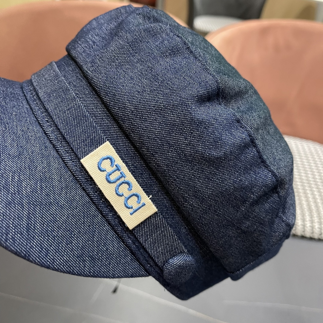  古奇 GUCCI 2025新款英伦复古海军风平顶帽子女秋冬季显
脸小画家帽百搭报童帽