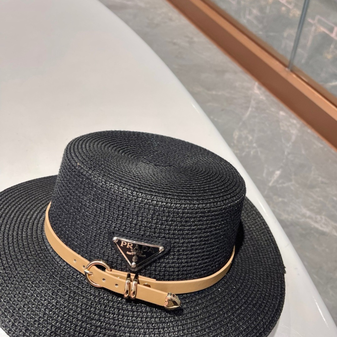  【PRADA普拉达】2025的新款草编遮阳草帽盆帽🤩沙滩风，简约大方，百搭单品～出街首选，新款帽型超美