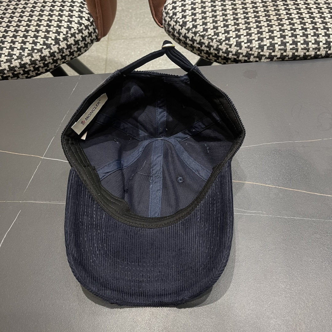  蒙口 MONCLER 帽子女潮牌韩版百搭棒球帽春夏时
尚灯芯绒鸭舌帽休闲帽男