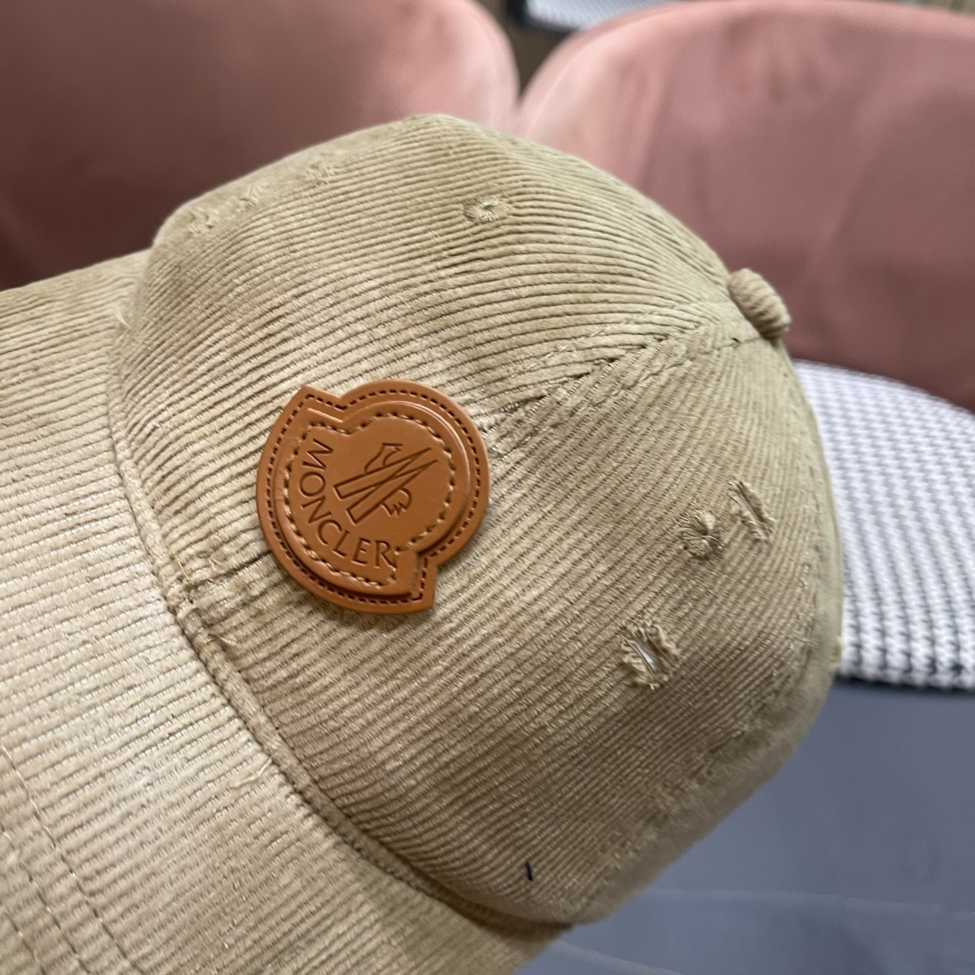  蒙口 MONCLER 帽子女潮牌韩版百搭棒球帽春夏时
尚灯芯绒鸭舌帽休闲帽男