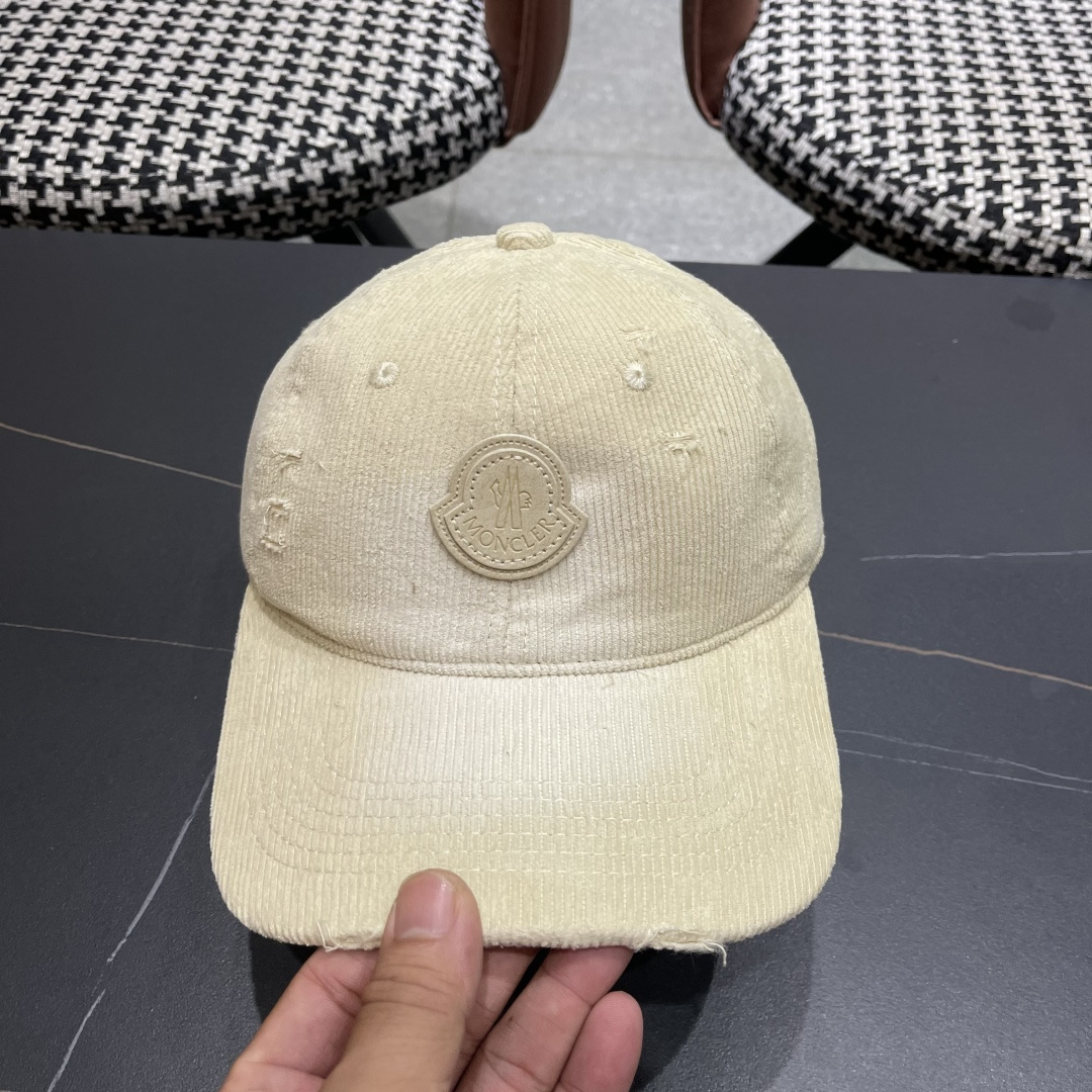  蒙口 MONCLER 帽子女潮牌韩版百搭棒球帽春夏时
尚灯芯绒鸭舌帽休闲帽男