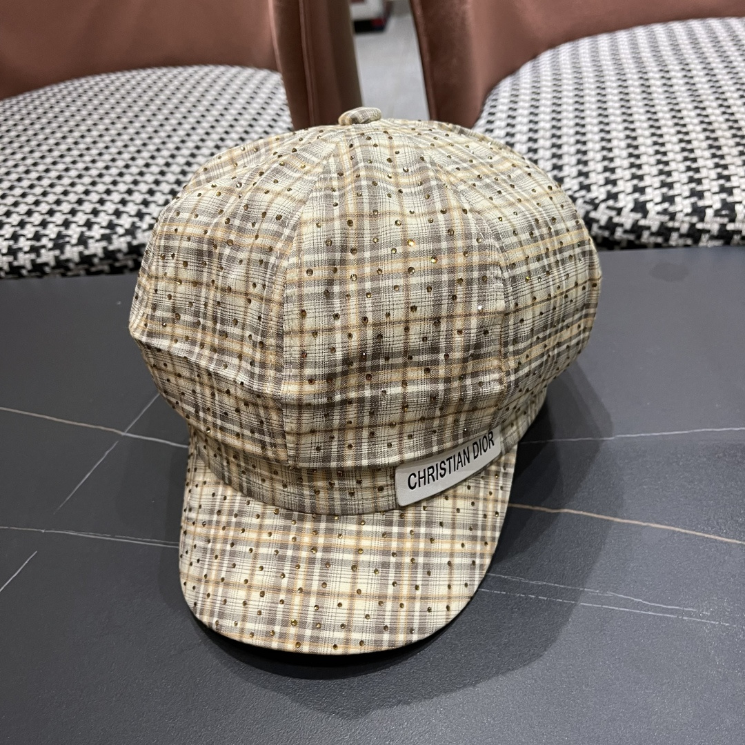  迪奥 烫钻格纹八角帽子女显脸小2025新款复古画家
报童帽百搭速千鸭舌帽