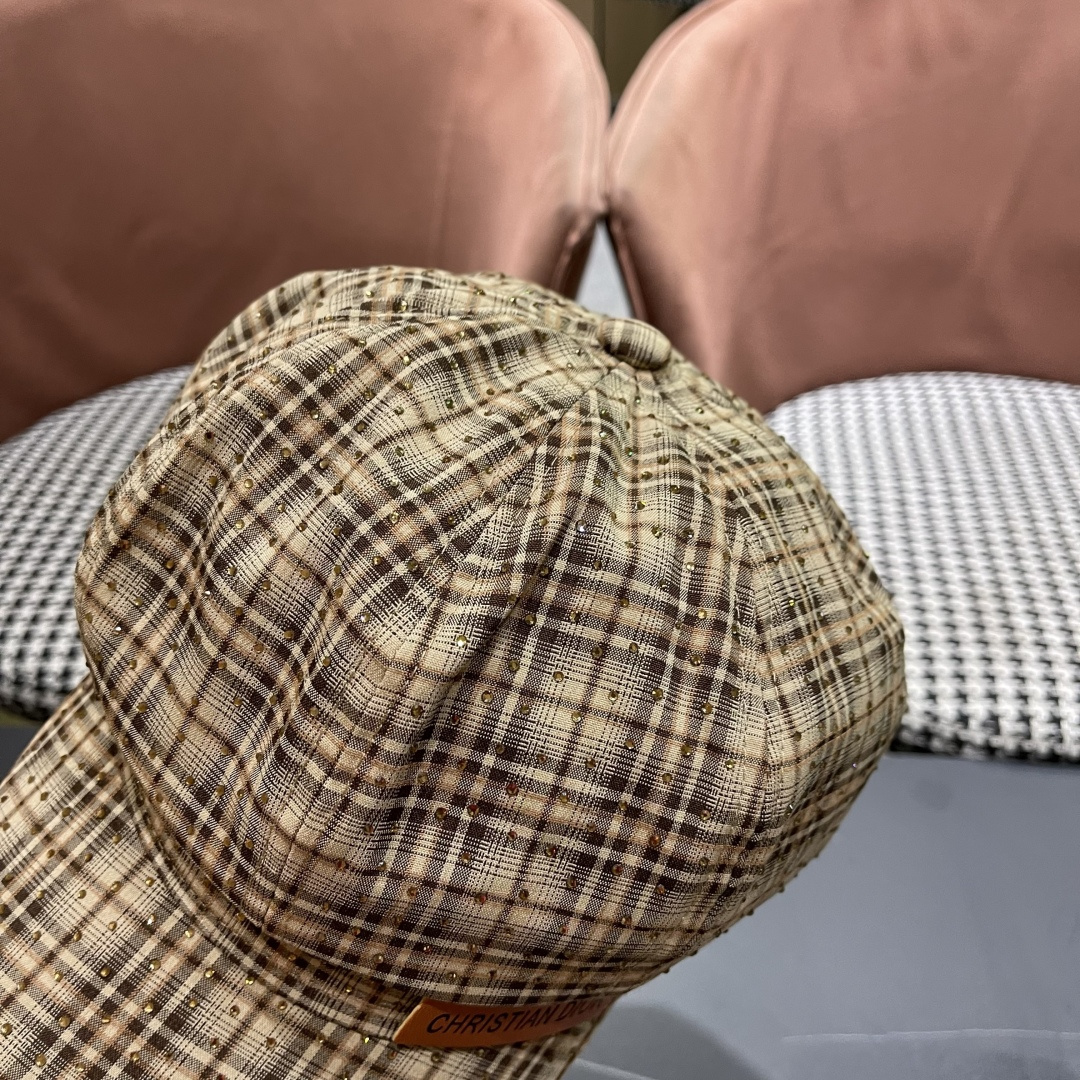  迪奥 格纹八角帽子女显脸小2025新款复古画家
报童帽百搭速千鸭舌帽