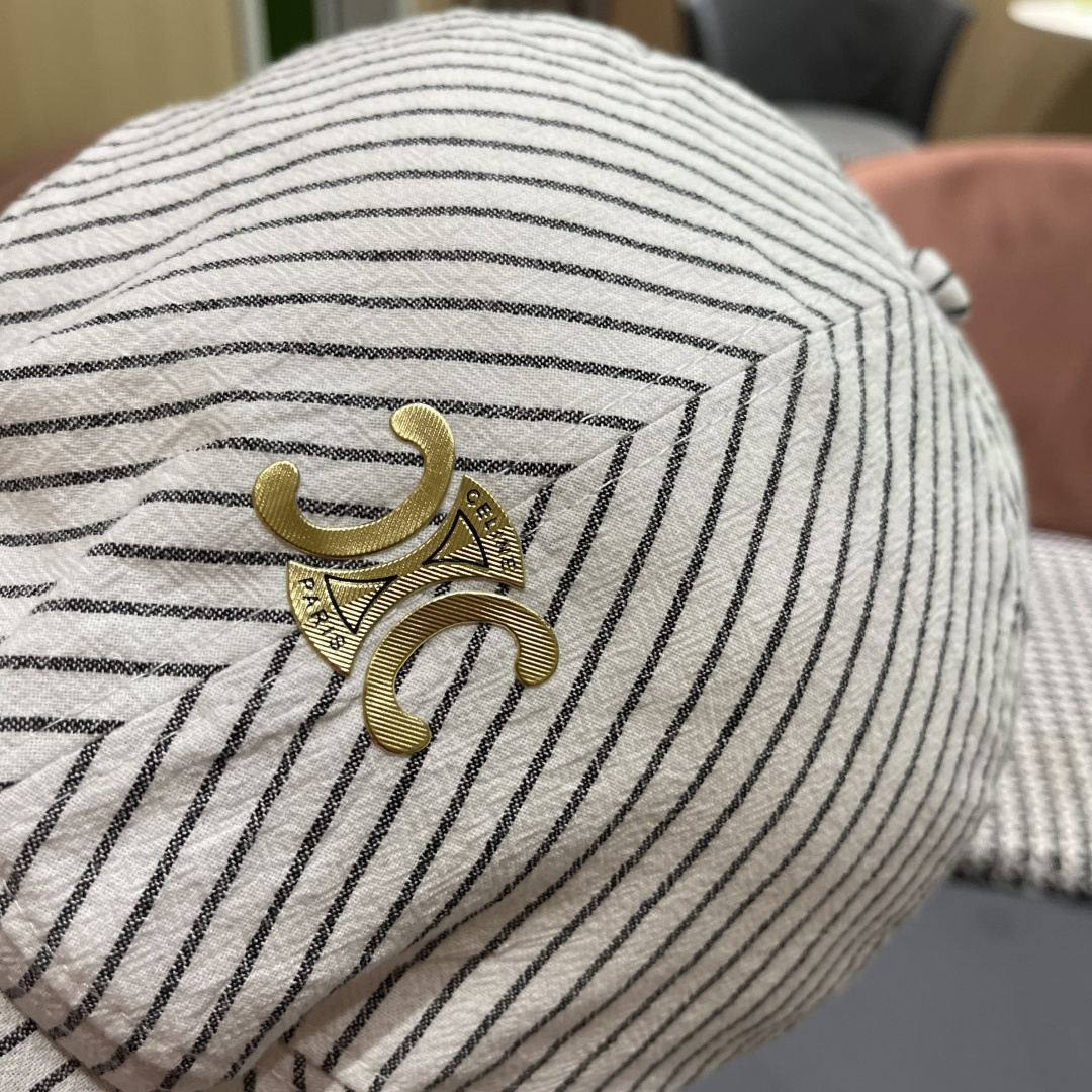  赛琳 CELINE 日系条纹前进帽女2025新款春夏季复
古百搭贝雷帽个性反戴鸭舌帽子