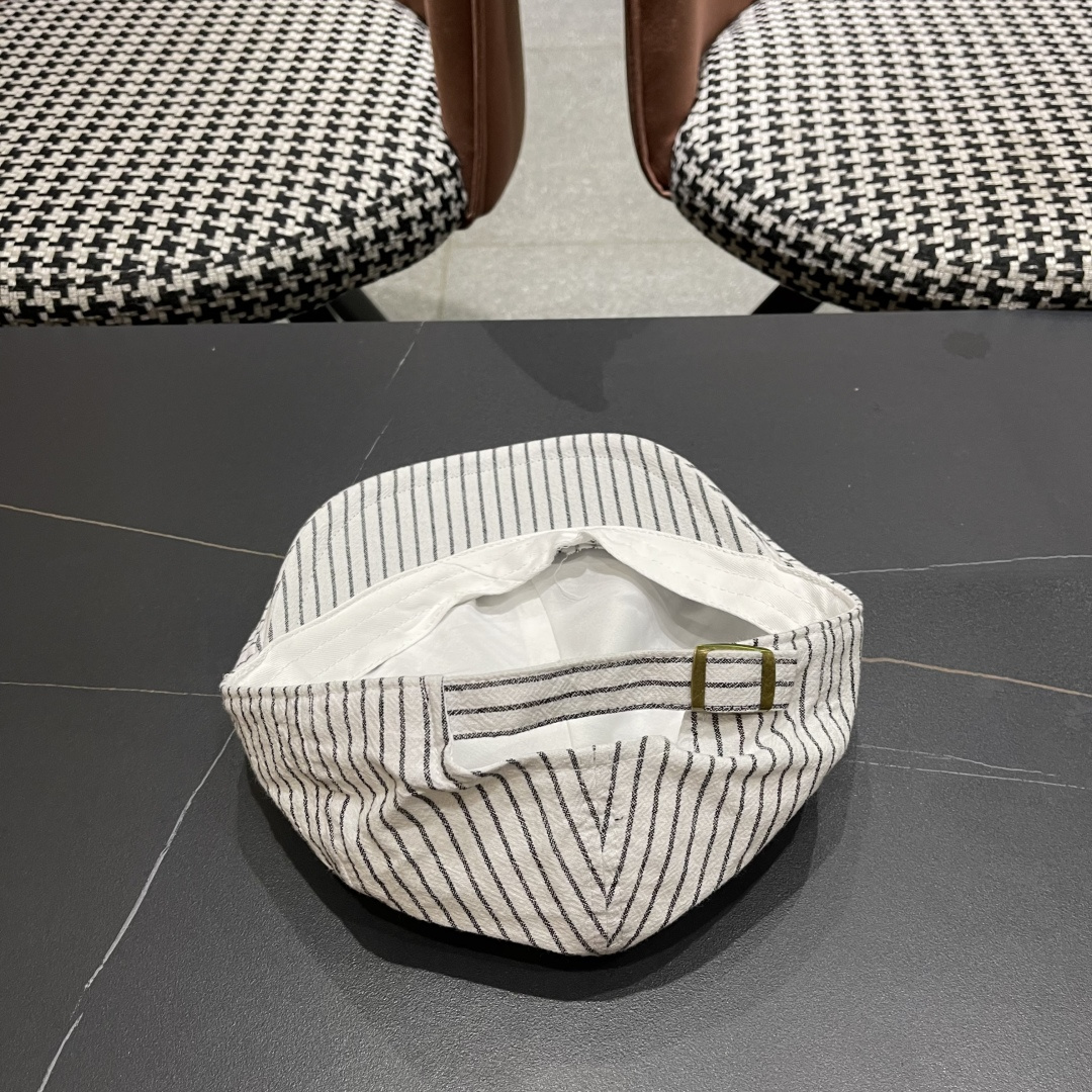  赛琳 CELINE 日系条纹前进帽女2025新款春夏季复
古百搭贝雷帽个性反戴鸭舌帽子