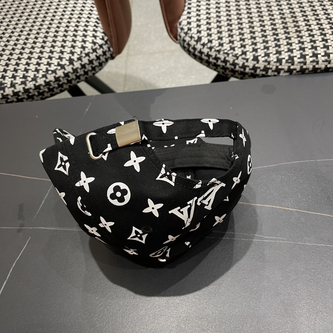  上新！路易威登 LouisVuitton 😍新款刺绣LV棒球帽，重工打造♥️高端大气，百搭款🤗男女通用