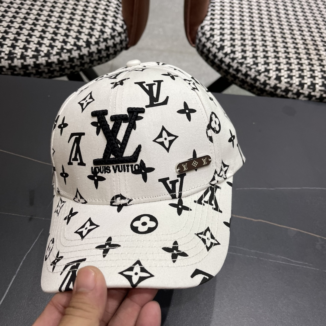  上新！路易威登 LouisVuitton 😍新款刺绣LV棒球帽，重工打造♥️高端大气，百搭款🤗男女通用