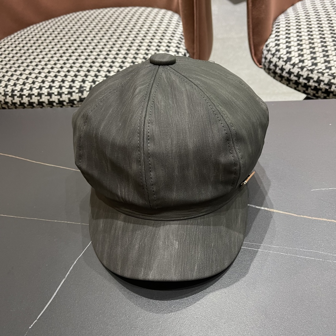  普拉达 PRADA 日系复吉皮质纹理八角帽子女春秋季
英伦风贝雷帽百搭休闲报童帽潮