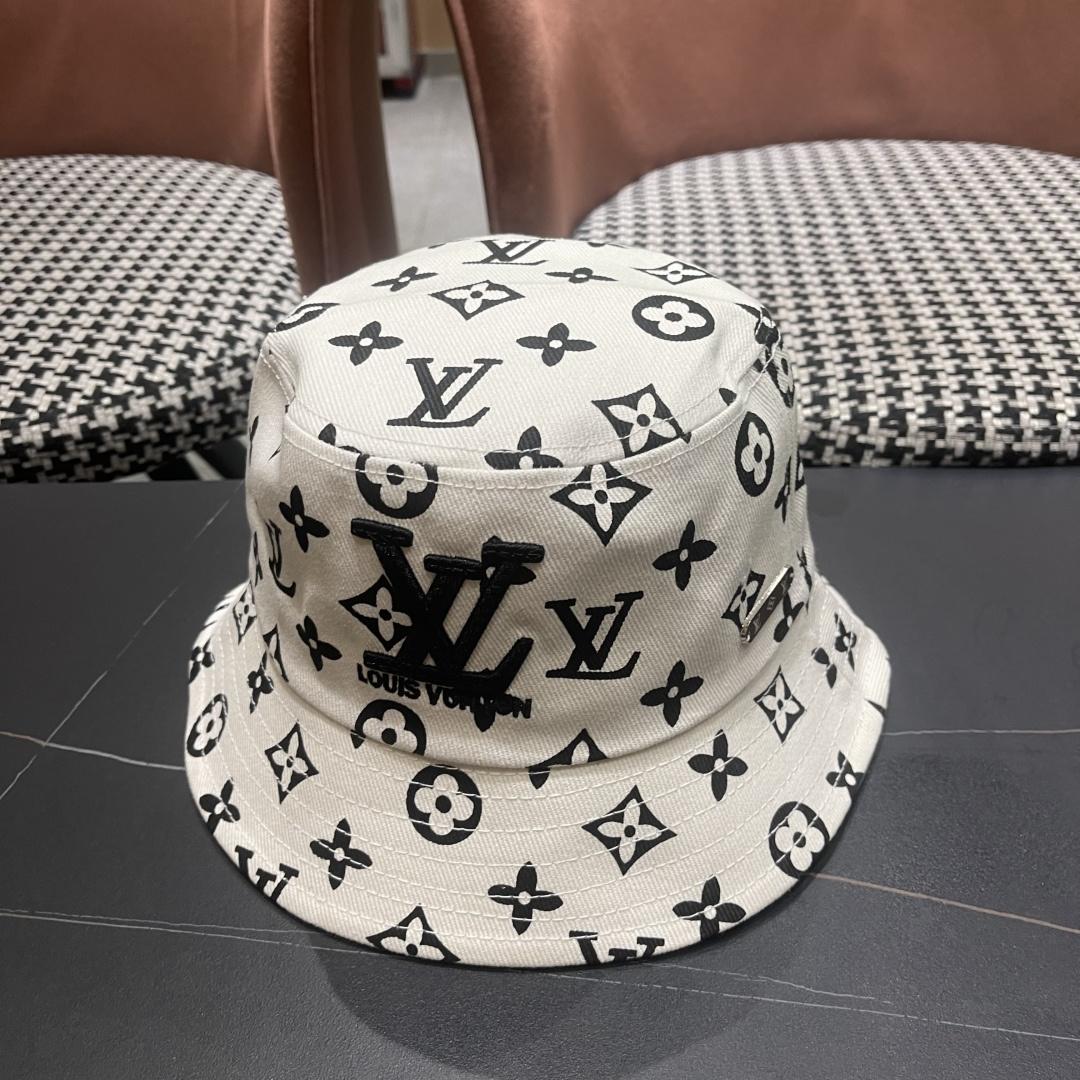  上新！路易威登 LouisVuitton 😍新款LV渔夫帽，重工打造♥️高端大气，百搭款🤗男女通用