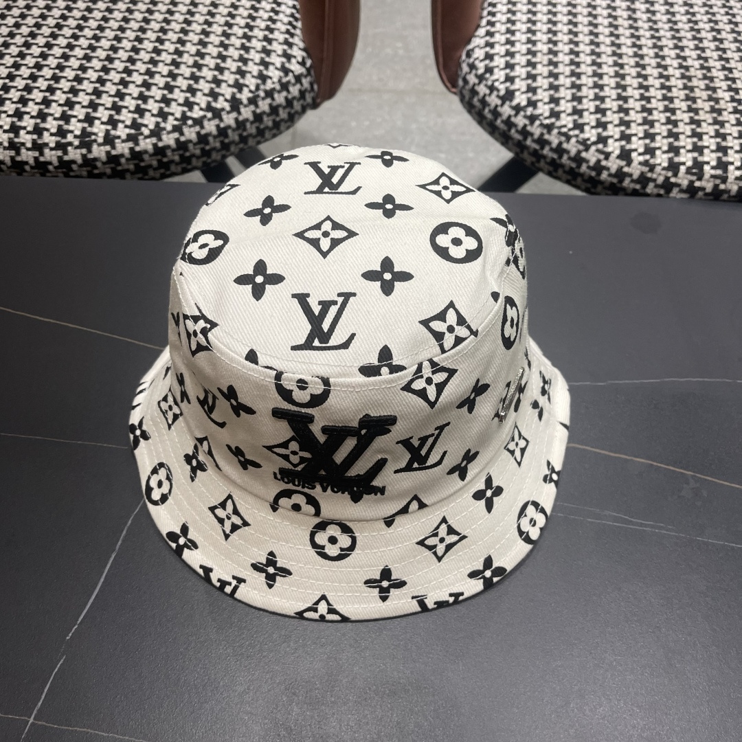  上新！路易威登 LouisVuitton 😍新款LV渔夫帽，重工打造♥️高端大气，百搭款🤗男女通用