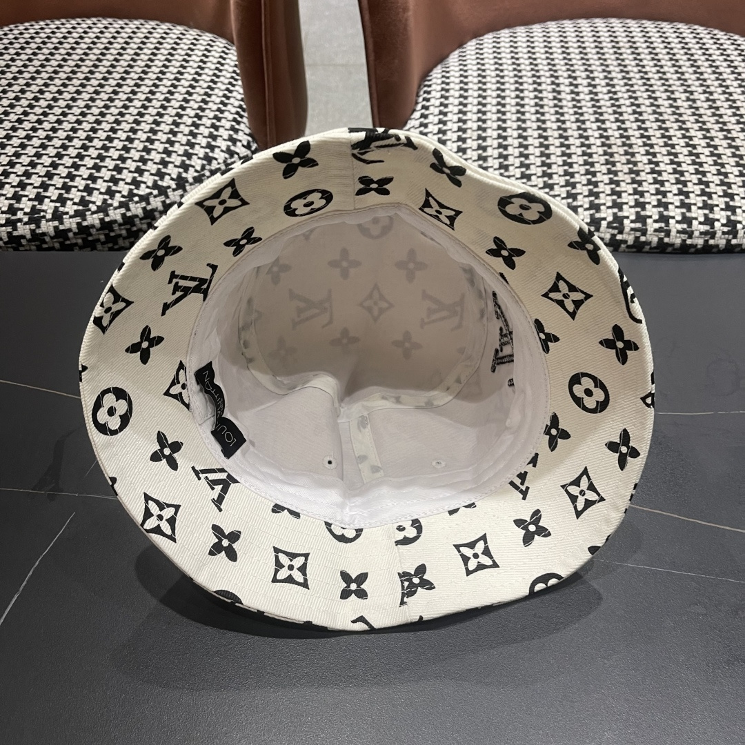  上新！路易威登 LouisVuitton 😍新款LV渔夫帽，重工打造♥️高端大气，百搭款🤗男女通用