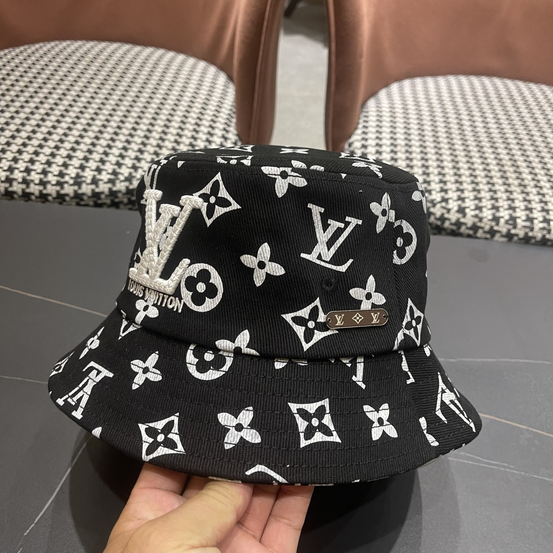  上新！路易威登 LouisVuitton 😍新款LV渔夫帽，重工打造♥️高端大气，百搭款🤗男女通用