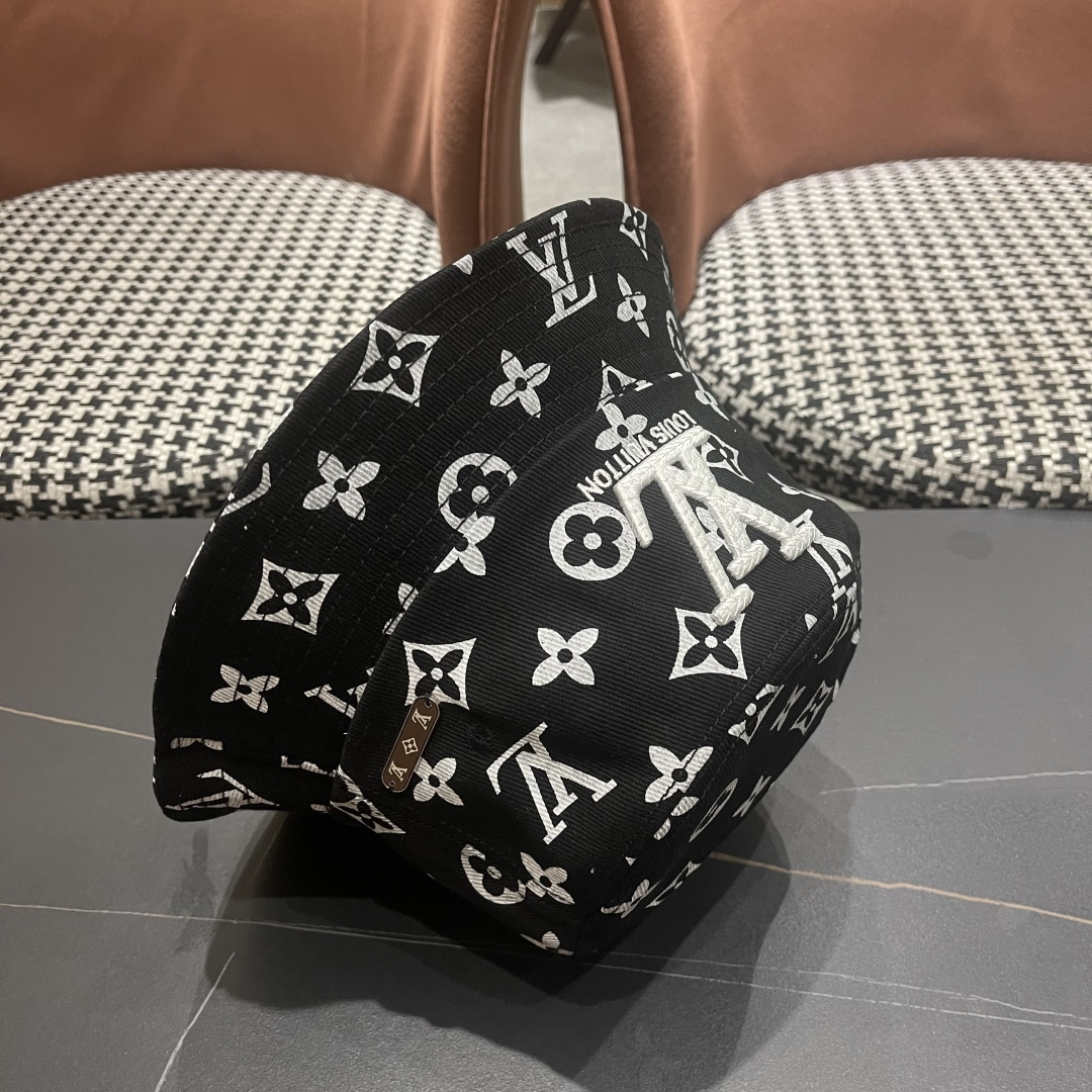  上新！路易威登 LouisVuitton 😍新款LV渔夫帽，重工打造♥️高端大气，百搭款🤗男女通用