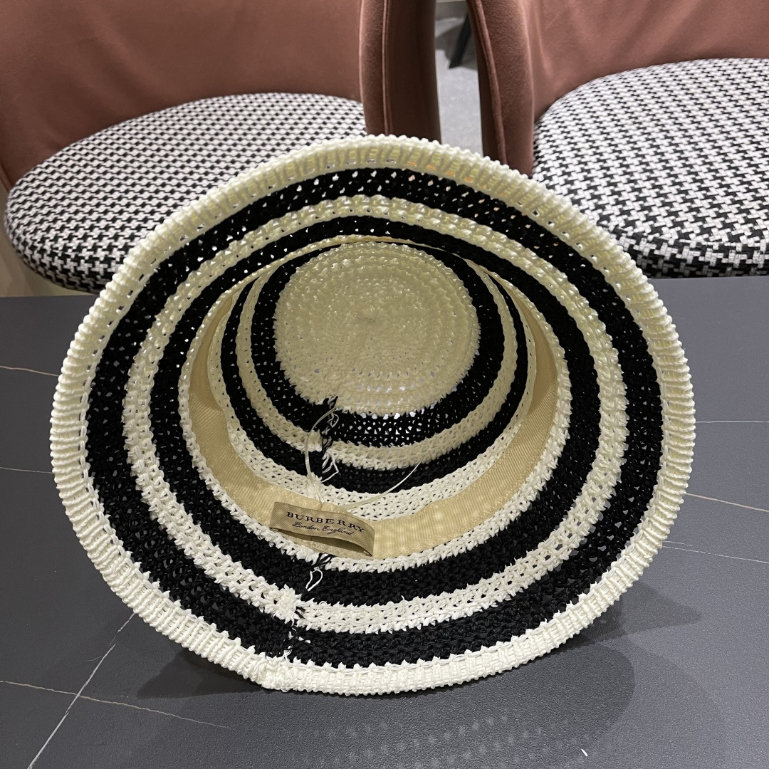  Burberry巴宝莉新款猫条纹草编镂空渔夫帽女2025夏季韩版透气遮脸防晒帽春夏出游盆帽