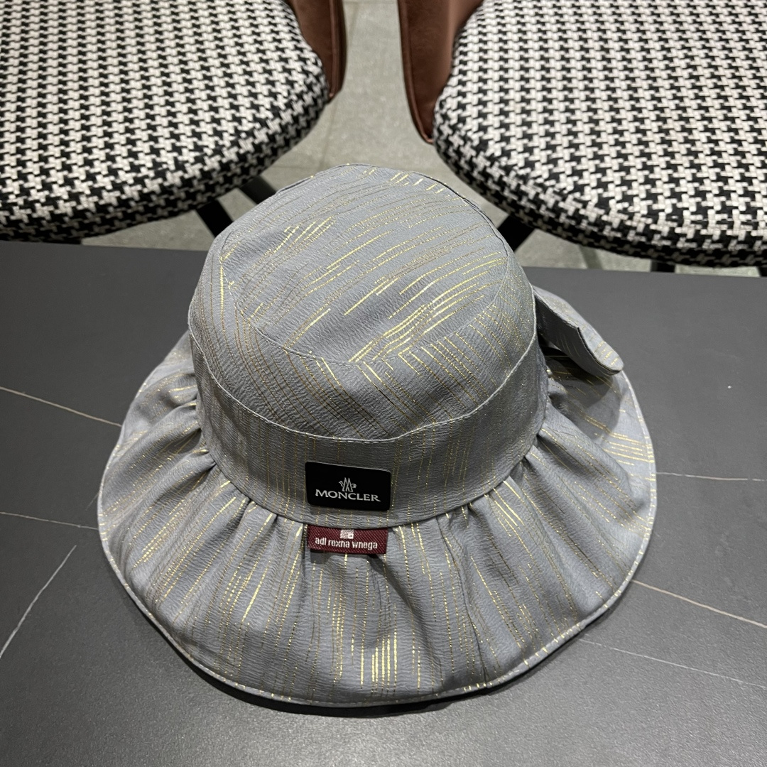 蒙囗MONCLER 2025新款帽子纯色彩胶蝴蝶结渔夫帽户外防紫
外线太阳帽夏季遮阳帽