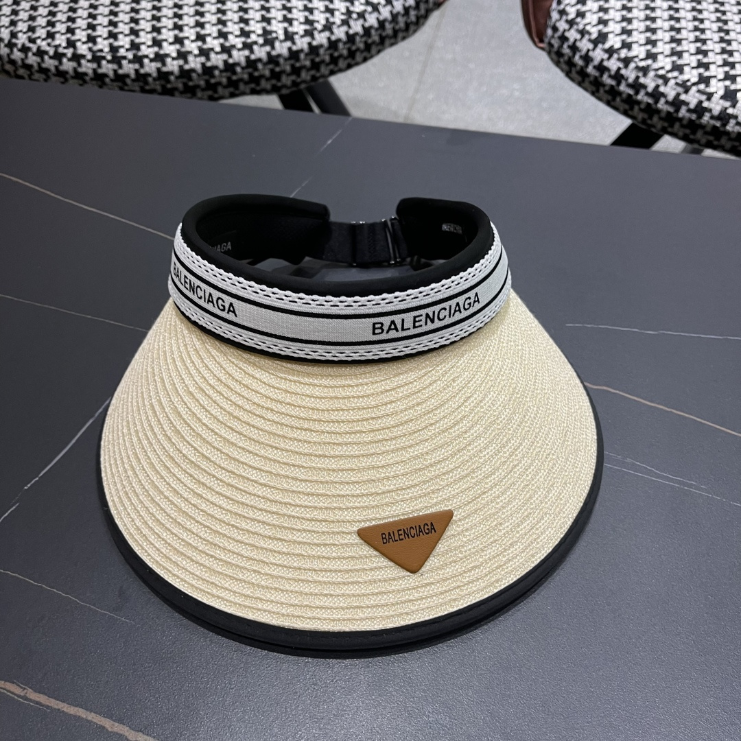  BALENCIAGA巴黎世家2025新款防晒帽子女款防紫外线萎形格空顶
太阳冰丝夏天骑车遮阳帽