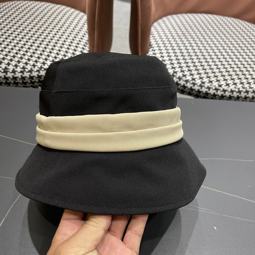 【CHANEL帽子女春秋新款出游日系百搭优雅渔夫帽高级感
显脸小时尚拼色盆帽
