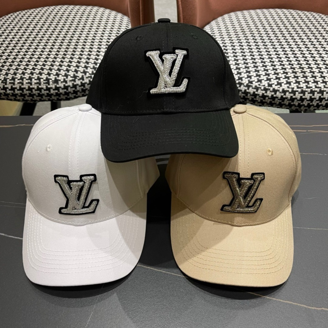 上新ꫛꫀꪝ ❥——❤
路易威登 Louis Vuitton 新品棒球帽时尚潮流，高端做工！细节看实拍哦