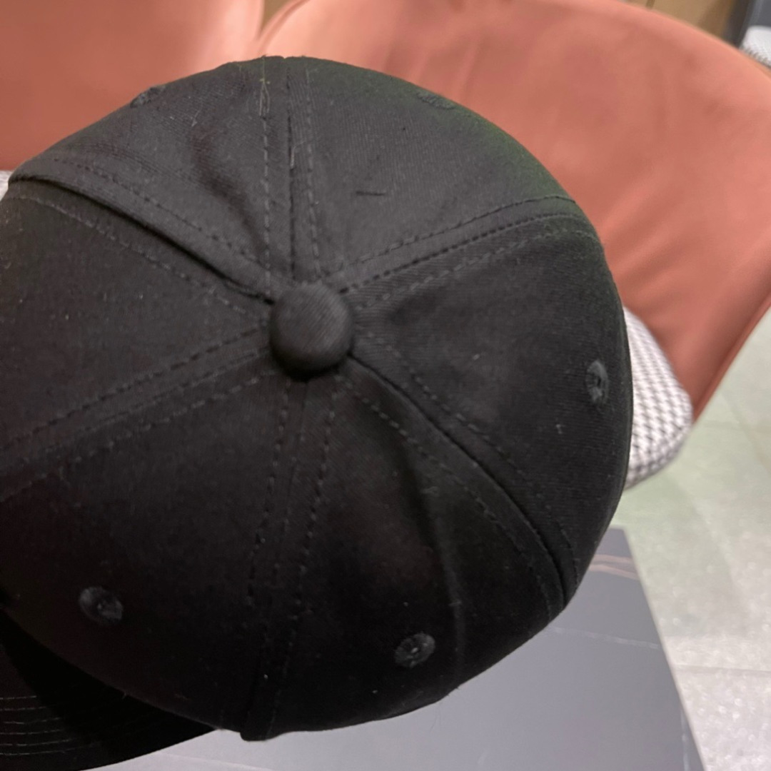 上新ꫛꫀꪝ ❥——❤
路易威登 Louis Vuitton 新品棒球帽时尚潮流，高端做工！细节看实拍哦