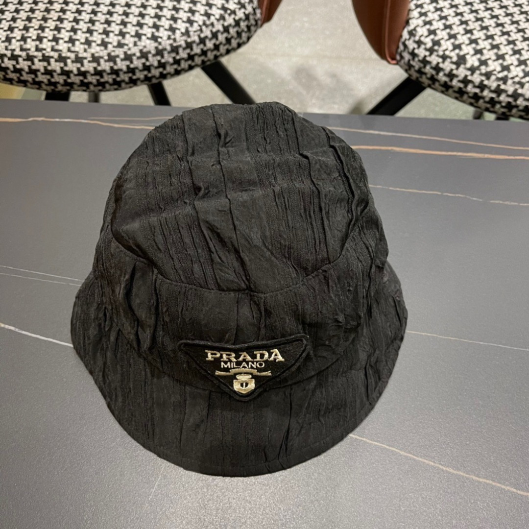 【PRADA普拉达】2025最新遮阳渔夫帽，日常款超好搭配