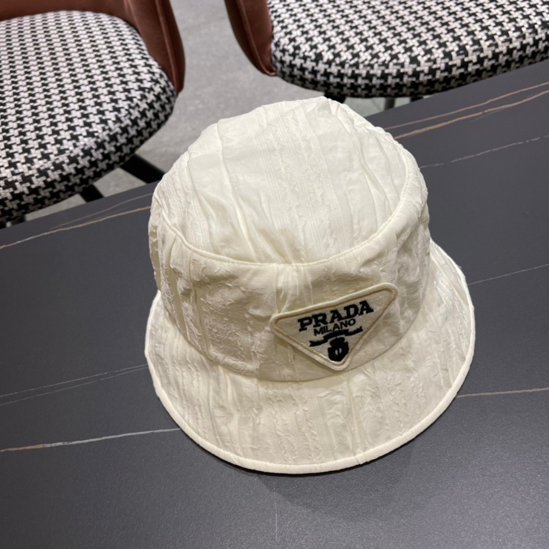 【PRADA普拉达】2025最新遮阳渔夫帽，日常款超好搭配