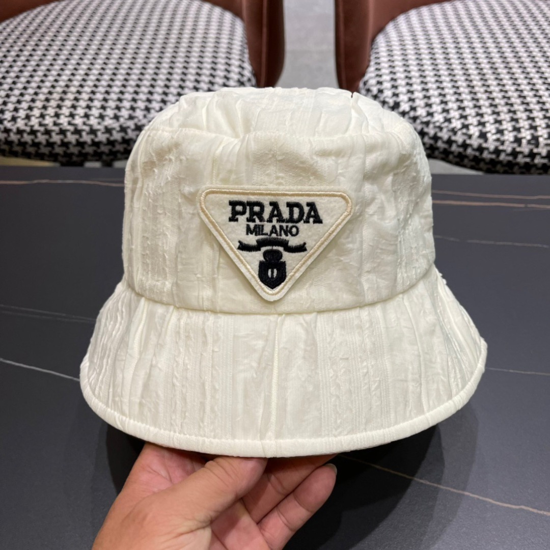 【PRADA普拉达】2025最新遮阳渔夫帽，日常款超好搭配
