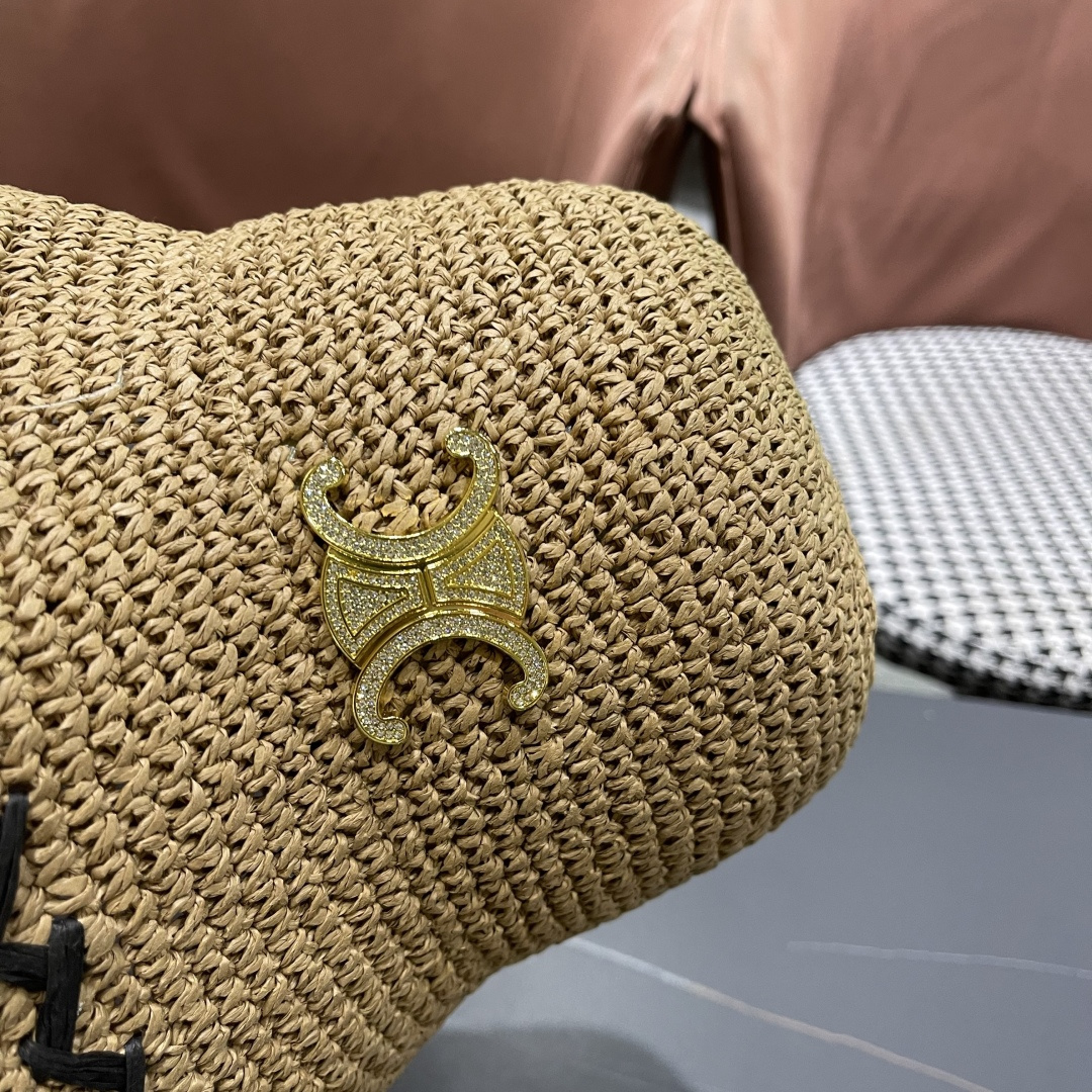  CELINE高版本凯旋门水钻字母2025新款拉菲草渔夫帽
盆帽防晒帽显脸小