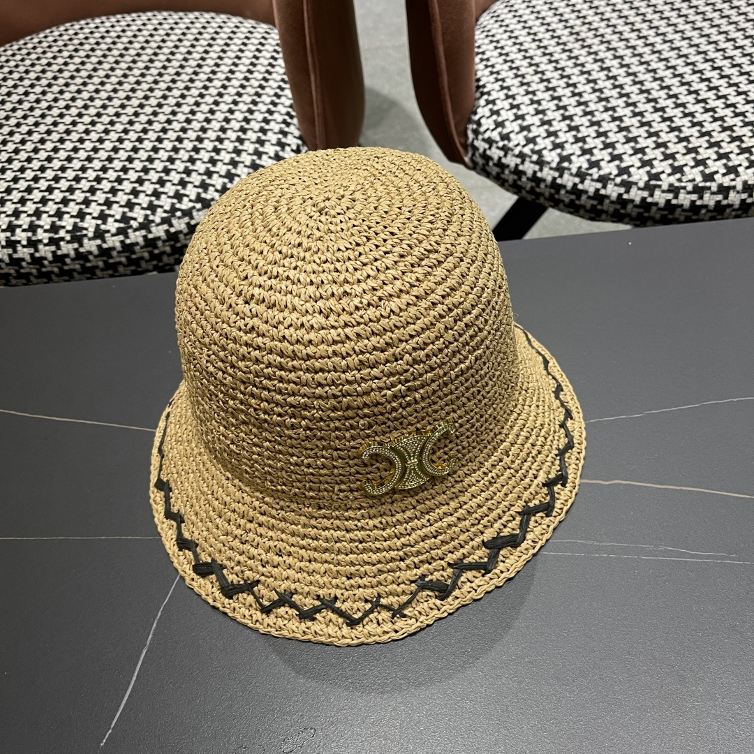  CELINE高版本凯旋门水钻字母2025新款拉菲草渔夫帽
盆帽防晒帽显脸小
