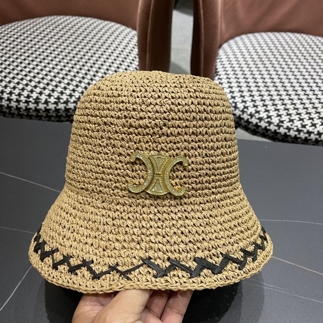  CELINE高版本凯旋门水钻字母2025新款拉菲草渔夫帽
盆帽防晒帽显脸小