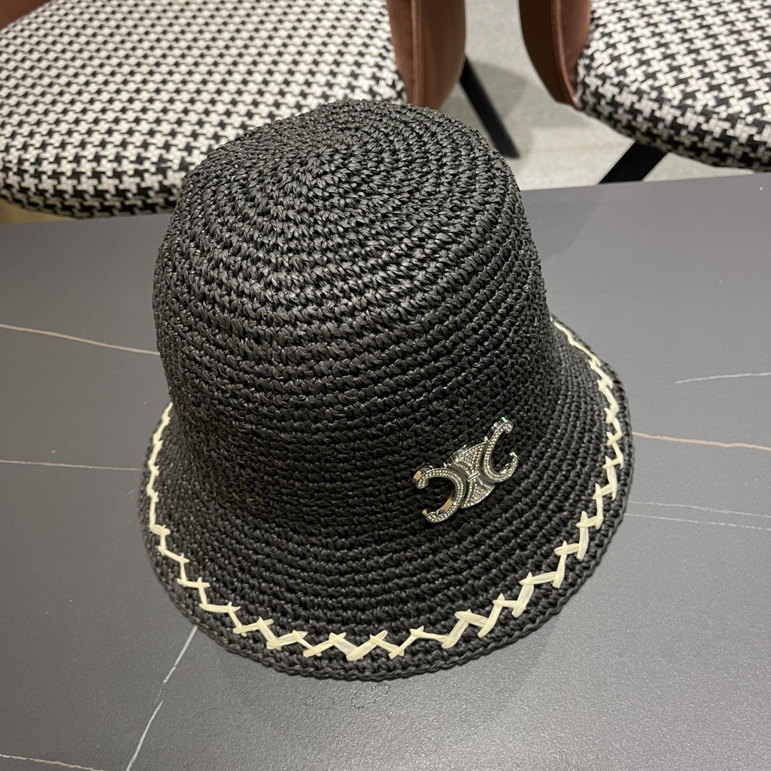  CELINE高版本凯旋门水钻字母2025新款拉菲草渔夫帽
盆帽防晒帽显脸小