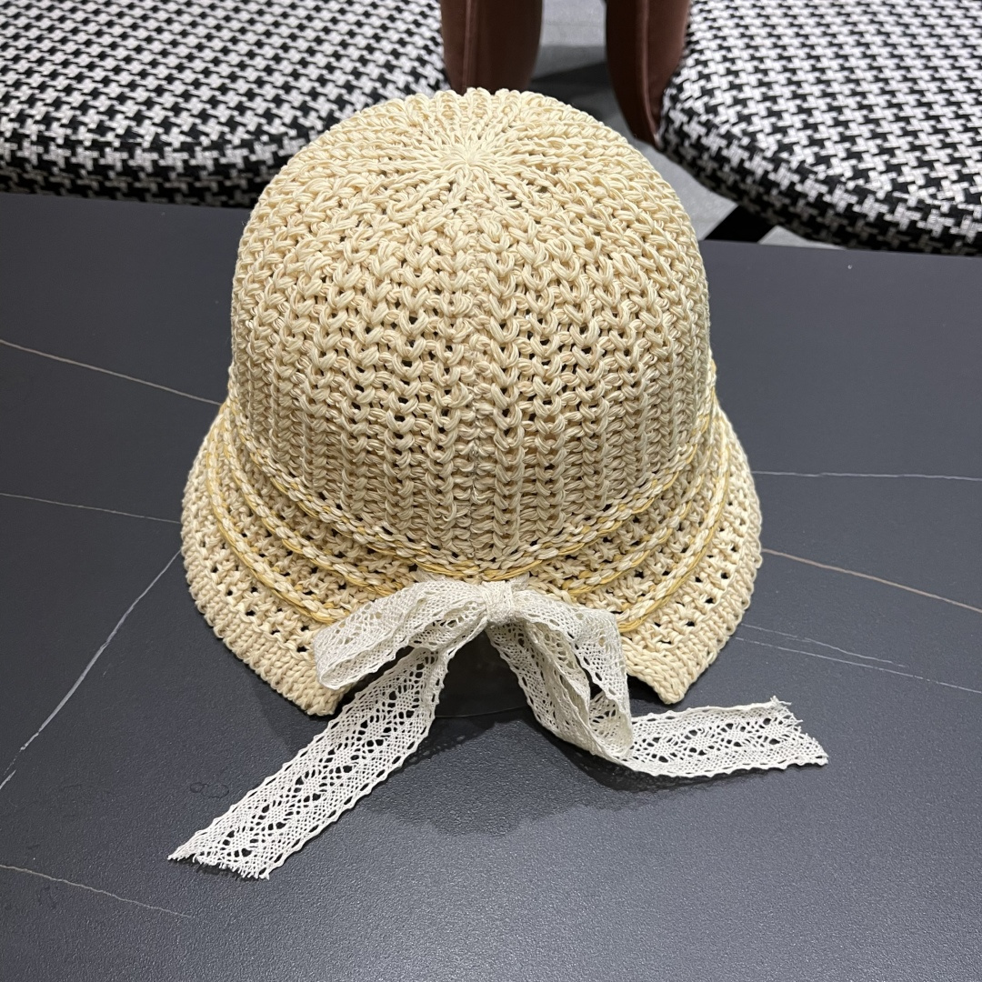  迪奥Dior 春夏季开叉蝴蝶结飘带品脸小桶帽子女编织透气百搭渔夫帽针织盆帽