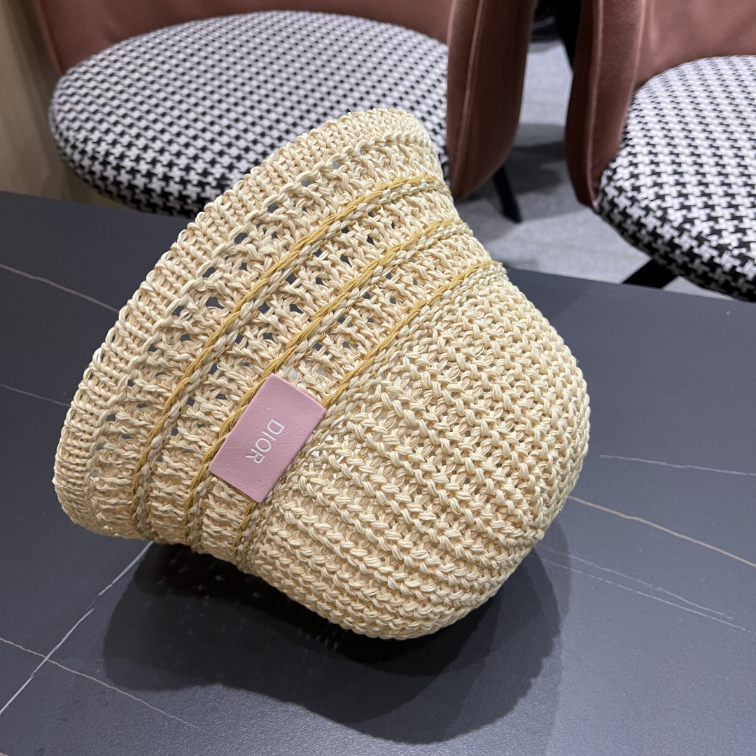  迪奥Dior 春夏季开叉蝴蝶结飘带品脸小桶帽子女编织透气百搭渔夫帽针织盆帽