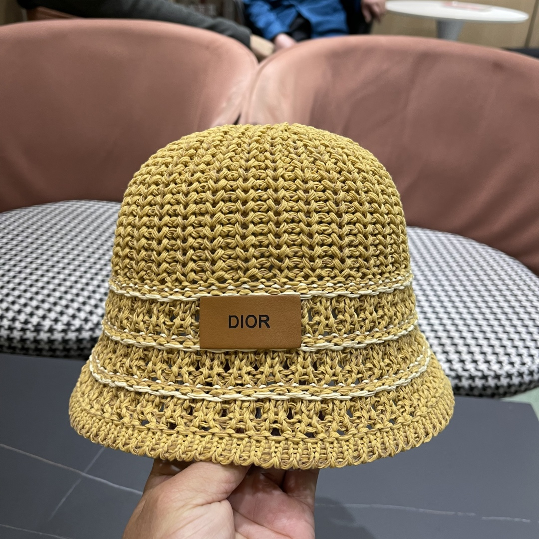  迪奥Dior 春夏季开叉蝴蝶结飘带品脸小桶帽子女编织透气百搭渔夫帽针织盆帽